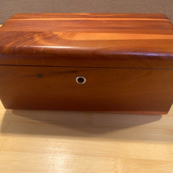 Mini cedar chest new arrivals